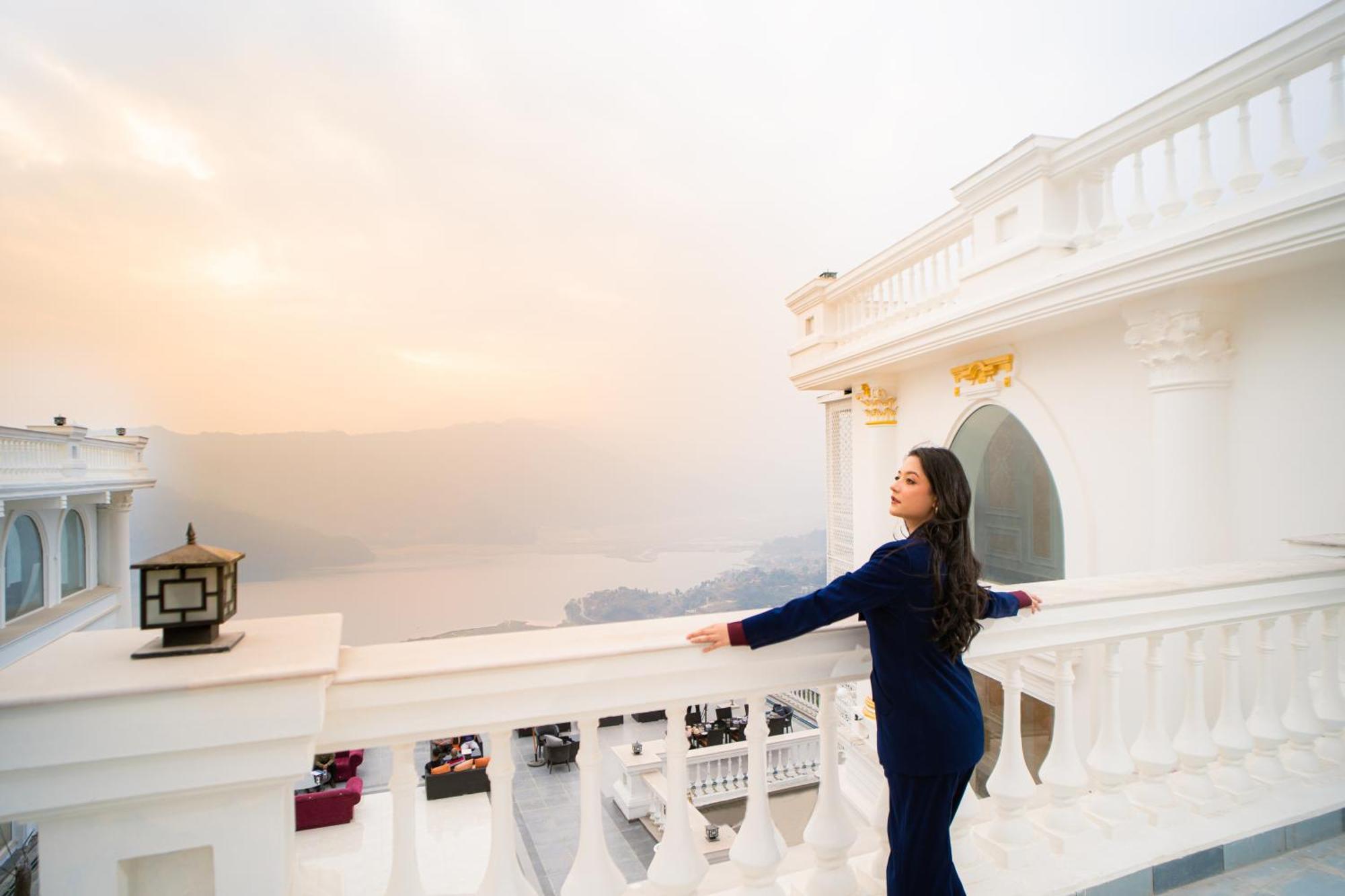 Le Glamour Resort & Wellness Spa Pokhara Exterior foto