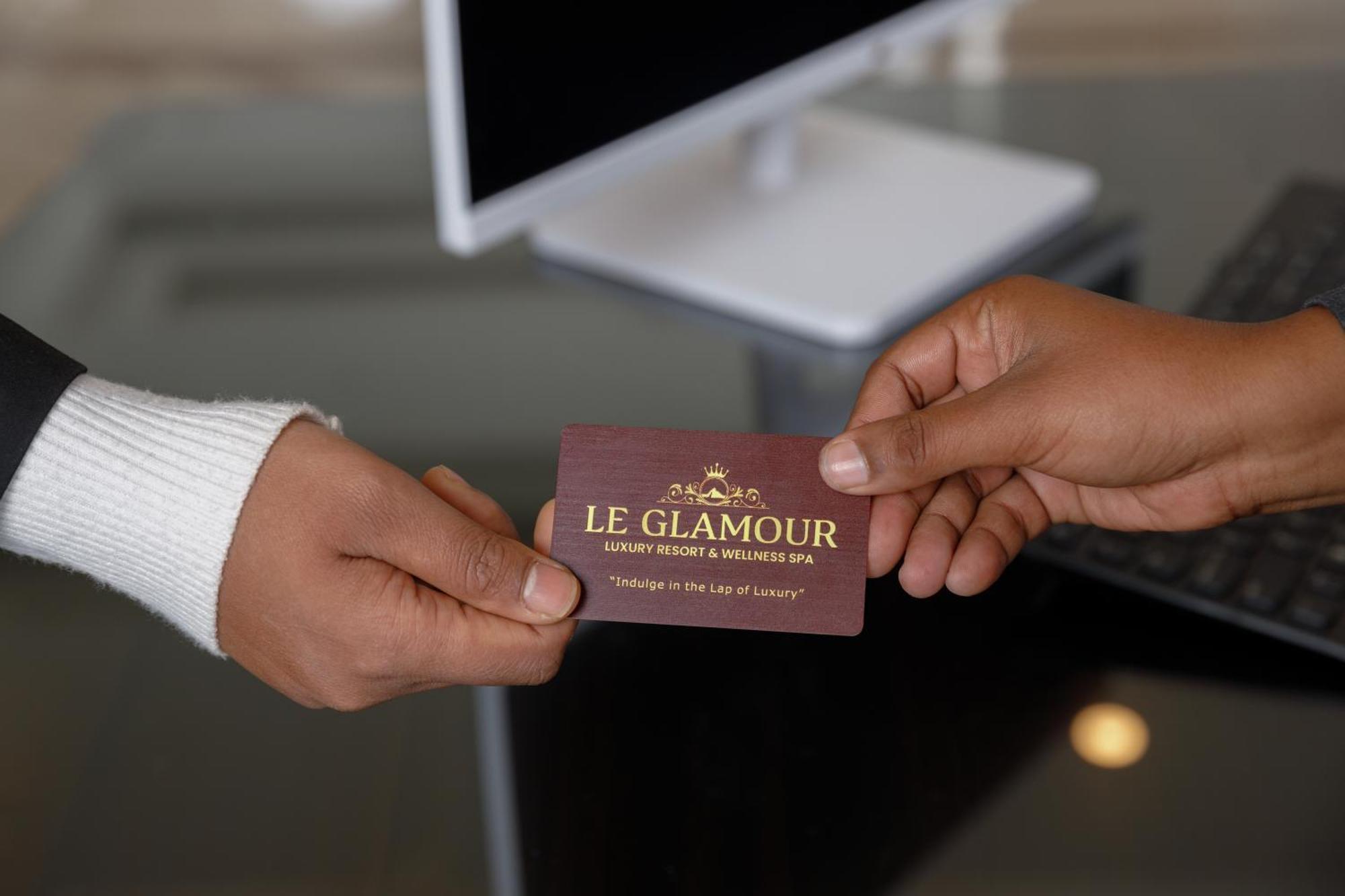 Le Glamour Resort & Wellness Spa Pokhara Exterior foto