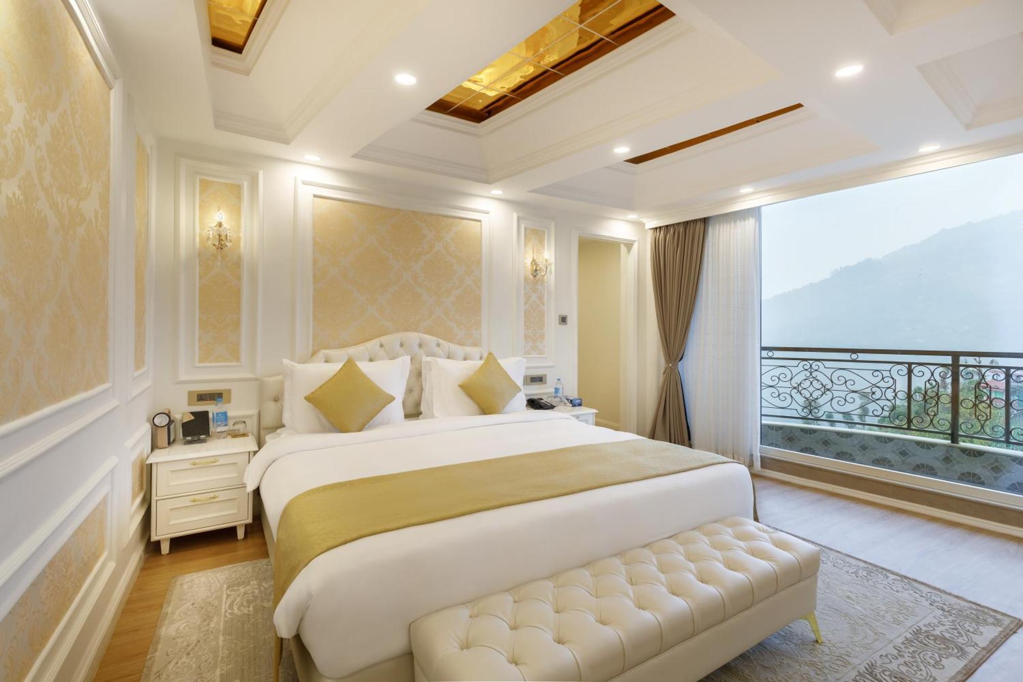 Le Glamour Resort & Wellness Spa Pokhara Exterior foto